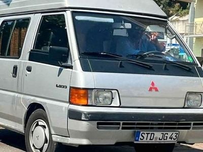 Gebraucht Mitsubishi L300 69 PS (50 kW) 1988 Silber Van / Kleinbus