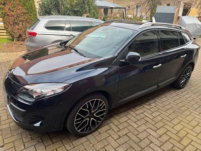 Gebraucht Renault Mégane GrandTour 130 PS (95 kW) 2010 Blau Kombi