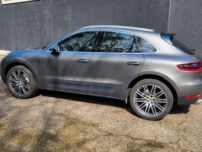 Porsche Macan S