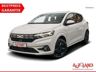 Weiß Gebraucht 2023 Dacia Sandero Kleinwagen | 13.890 € (Guter Preis)