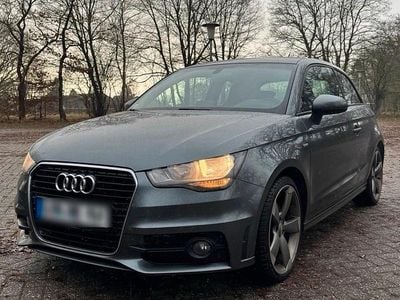 Gebraucht Audi A1 S-Line 122 PS (89 kW) 2013 Grau Kleinwagen