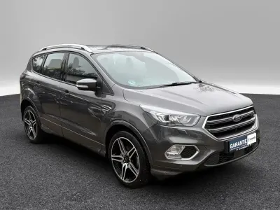 Gebraucht Ford Kuga ST-Line 150 PS (110 kW) 2019 Grau SUV