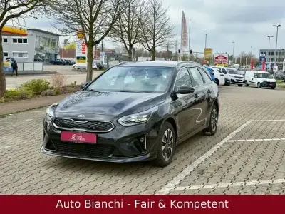 Gebraucht Kia Ceed Sportswagon Spirit 141 PS (103 kW) 2021 Schwarz Kombi