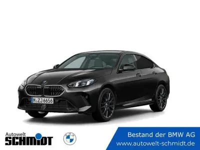 Gebraucht BMW 220 Gran Coupé Shadowline 170 PS (125 kW) 2025 (schwarz)  black saphire Coupé