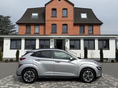Gebraucht Hyundai Kona Trend 100 kW (136 PS) 2021 Silber SUV