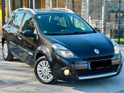 Gebraucht Renault Clio GrandTour Dynamique 101 PS (74 kW) 2010 Schwarz Kombi