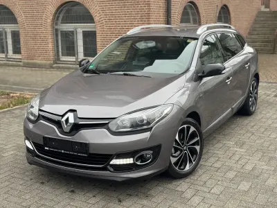 Używany Renault Mégane Bose Edition 132 KM (97 kW) 2015 Szary Sedan/Limuzyna
