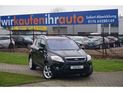 gebraucht Ford Kuga Titanium*TEMPOMAT*LEDER*AHK*PDC V-H !!