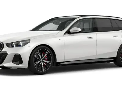 Gebraucht BMW 540 M Sport 286 PS (210 kW) 2025 Weiß Kombi