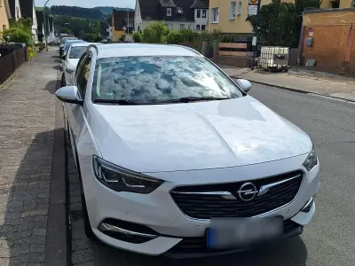 Gebraucht Opel Insignia Innovation 165 PS (121 kW) 2019 Weiß Kombi