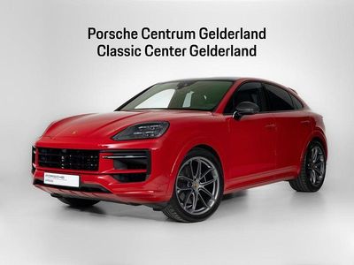 Rot Gebraucht 2023 Porsche Cayenne Coupe Coupé | 109.900 € (Etwas zu teuer)