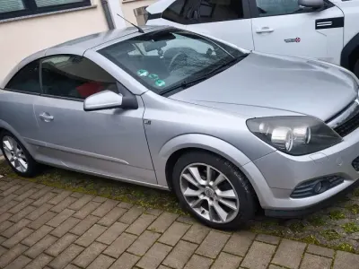 Gebraucht Opel Astra 105 PS (77 kW) 2006 Cabrio