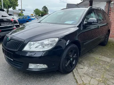 Gebraucht Skoda Octavia Family 140 PS (102 kW) 2012 Schwarz Kombi