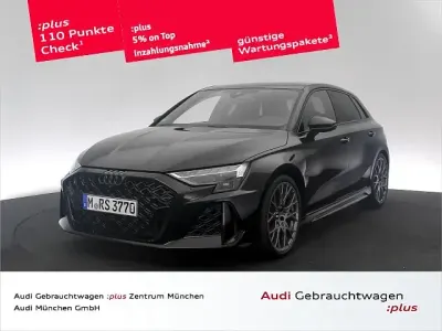 Gebraucht Audi RS3 Sportback Ambiente 400 PS (294 kW) 2025 Mythosschwarz metallic Kleinwagen