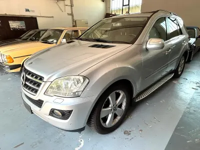 Gebraucht Mercedes ML450 306 PS (225 kW) 2009 Silber SUV