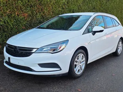 Gebraucht Opel Astra Edition 110 PS (80 kW) 2018 Weiß Kombi