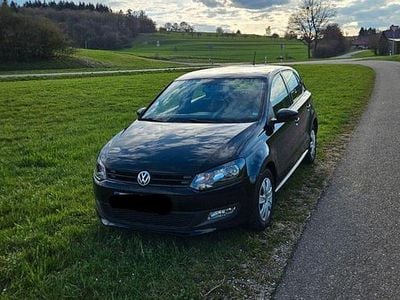 Usado VW Polo Trendline 69 HP (50 kW) 2011 Preto Citadino