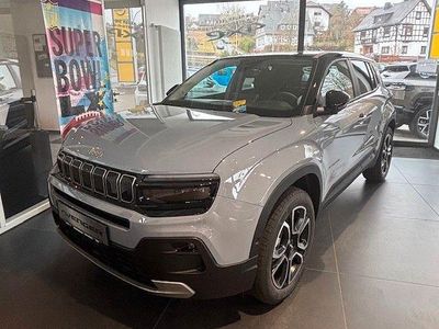 Neu Jeep Avenger Summit 110 PS (80 kW) 2025 Grau SUV