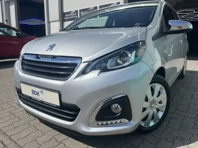 Gebraucht Peugeot 108 Style 72 PS (52 kW) 2021 Silber Limousine