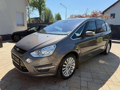 Usata Ford S-MAX Titanium 140 CV (102 kW) 2013 Marrone Monovolume