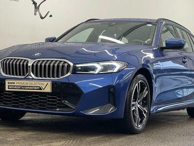 Gebraucht BMW 330e Comfort Edition 292 PS (214 kW) 2025 M portimao blau metallic Kombi