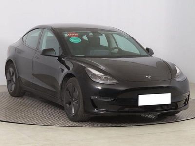 Schwarz Gebraucht 2021 Tesla Model 3 Limousine | 27.965 € (Fairer Preis)