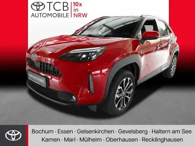 Gebraucht Toyota Yaris Cross 131 PS (96 kW) 2026 Rot SUV