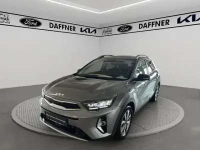 Gebraucht Kia Stonic 120 PS (88 kW) 2024 Grau SUV