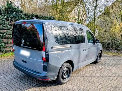 Gebraucht VW Caddy 102 PS (75 kW) 2022 Grau Van / Kleinbus