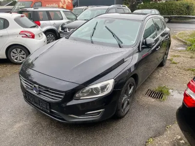 Gebraucht Volvo V60 Ocean Race 181 PS (133 kW) 2014 Schwarz Kombi