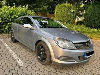 Opel Astra GTC