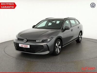 Gebraucht VW Passat 150 PS (110 kW) 2024 Grau Kombi
