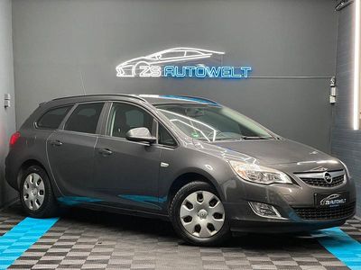 Gebraucht Opel Astra 101 PS (74 kW) 2011 Grau Kombi