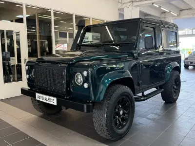 Gebraucht Land Rover Defender 122 PS (89 kW) 2015 Grün SUV