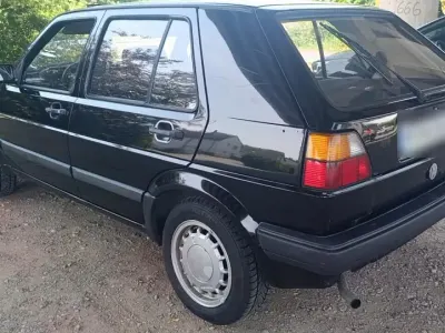 Gebraucht VW Golf III 90 PS (66 kW) 1992 Schwarz Kleinwagen