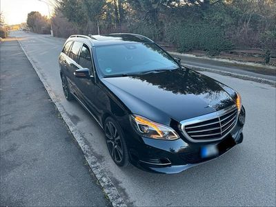 Gebraucht Mercedes E250 Elegance 211 PS (155 kW) 2015 Schwarz Kombi