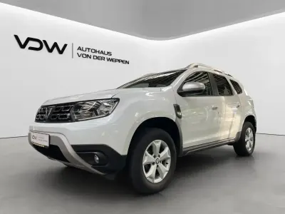 Gebraucht Dacia Duster 131 PS (96 kW) 2021 Weiß SUV