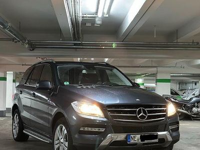 Gebraucht Mercedes ML350 258 PS (189 kW) 2014 Grau SUV