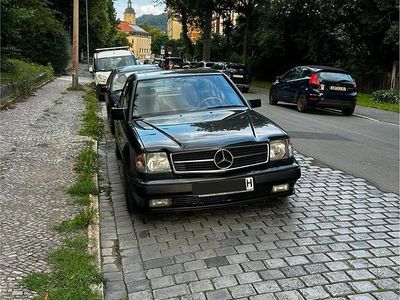 Schwarz Gebraucht 1988 Mercedes E260 Limousine | 12.500 €