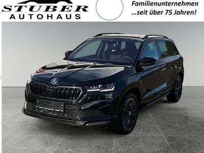 Schwarzmagic perleffekt Neu 2025 Skoda Karoq SportLine SUV | 41.880 € (Fairer Preis)