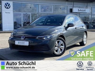 Gebraucht VW Golf VIII Active 131 PS (96 kW) 2023 Grau Limousine