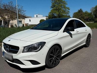 Brugt Mercedes CLA200 AMG line 156 HK (114 kW) 2013 Hvid Sedan
