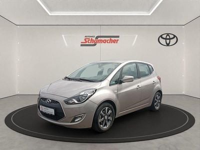 Usata Hyundai ix20 Passion 90 CV (66 kW) 2017 Argento Utilitaria