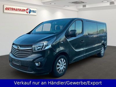 Grau Gebraucht 2018 Opel Vivaro Van / Kleinbus | 15.999 € (Fairer Preis)