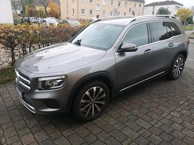 Mercedes GLB200