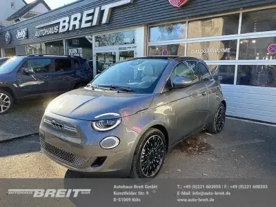 Usata Fiat 500e La Prima 86 kW (118 CV) 2023 Grigio Utilitaria