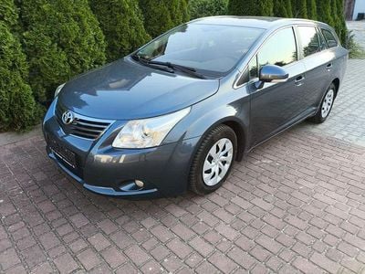 Usata Toyota Avensis Sol 132 CV (97 kW) 2009 Grigio Station wagon