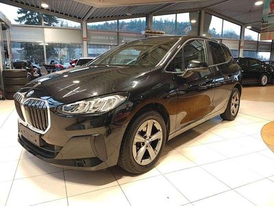 Gebraucht BMW 218 Sport Line 150 PS (110 kW) 2024 Saphirschwarz Kombi