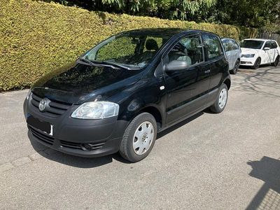 Second-hand VW Fox 55 CP (40 kW) 2006 Negru Hatchback