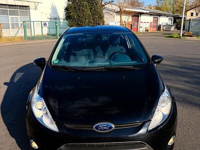 Gebraucht Ford Fiesta 82 PS (60 kW) 2010 Schwarz Kleinwagen